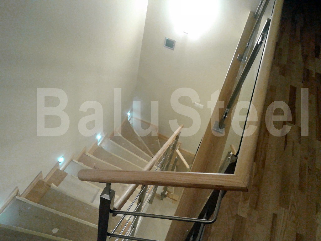balustrada z drewnem railing szklo modern glass wood stainless steel balustrady barierki dąb