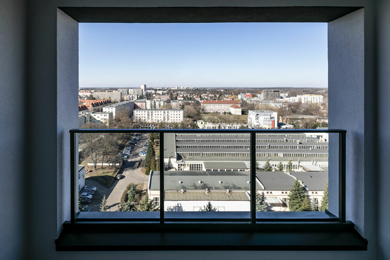 balustrady zewnętrzne, balustrady szklane, szklane zewnętrzne, balustrady ze szkła, balustrady zewnętrzne wykonane ze szkła, balustrady szklano stalowe