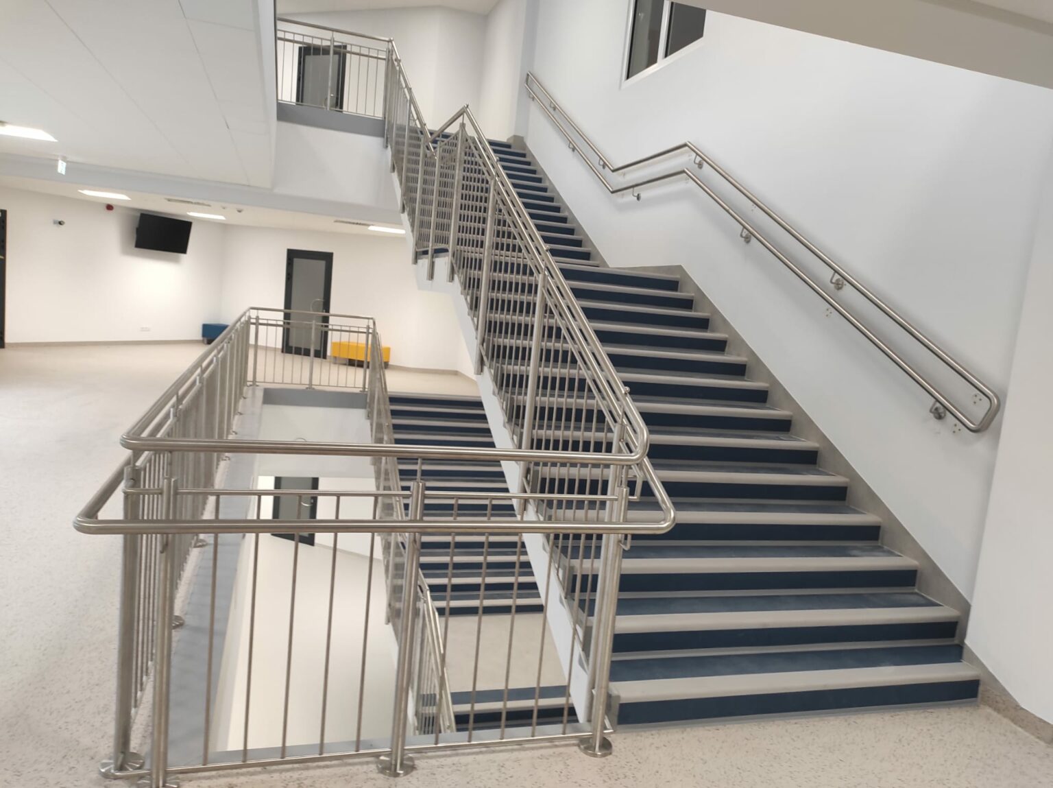 balustrada stal nierdzewna, balustrada nierdzewna, balustrada stalowa, balustrada schodowa, nierdzewna, stal nierdzewna