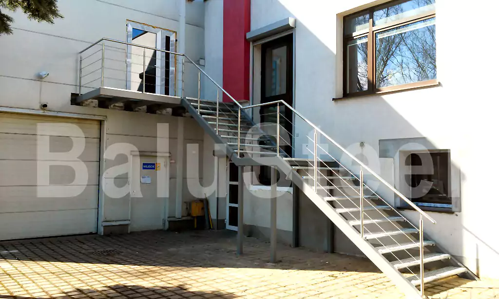 Schody zewnętrzne 12