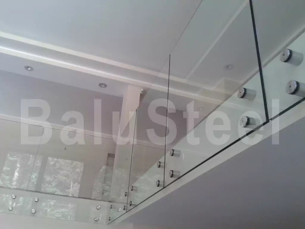 Balustrady szklane Poznań 155 - BaluSteel