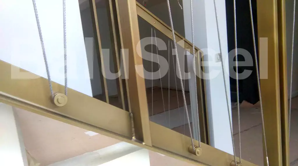 elegancka balustrada na zamówienie