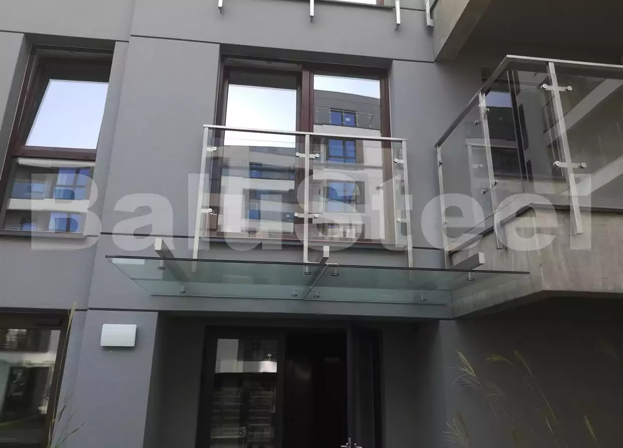 zadaszenie ze szkła