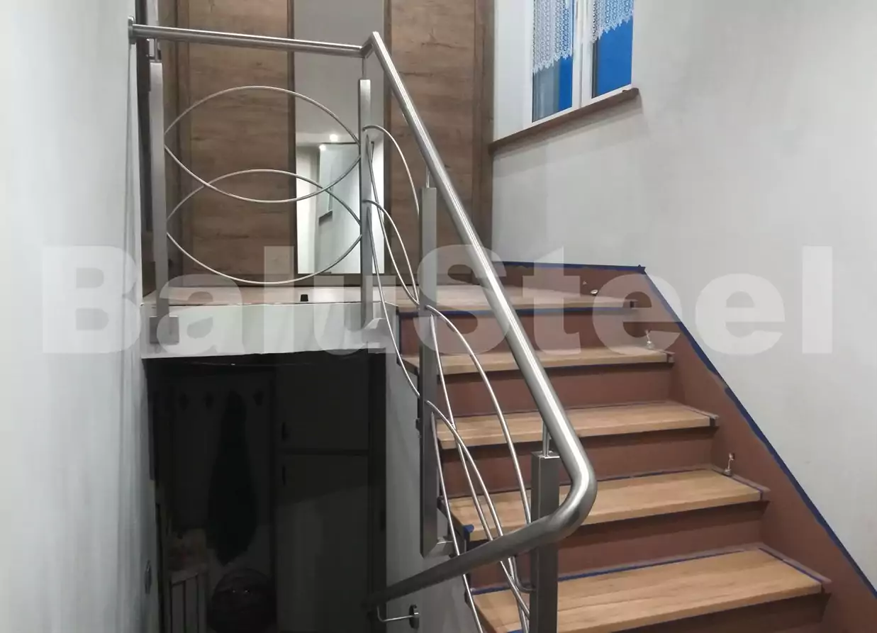 balustrada ze stali nierdzewnej