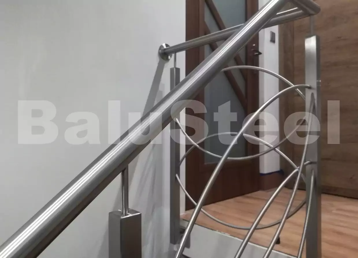 poręcz balustrady ze stali nierdzewnej
