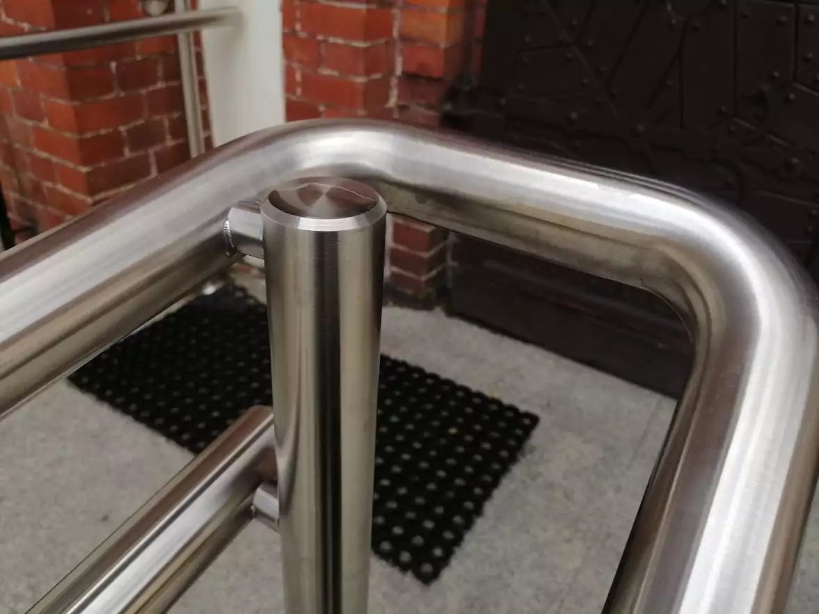 Szlifowanie stali nierdzewnej - efekt