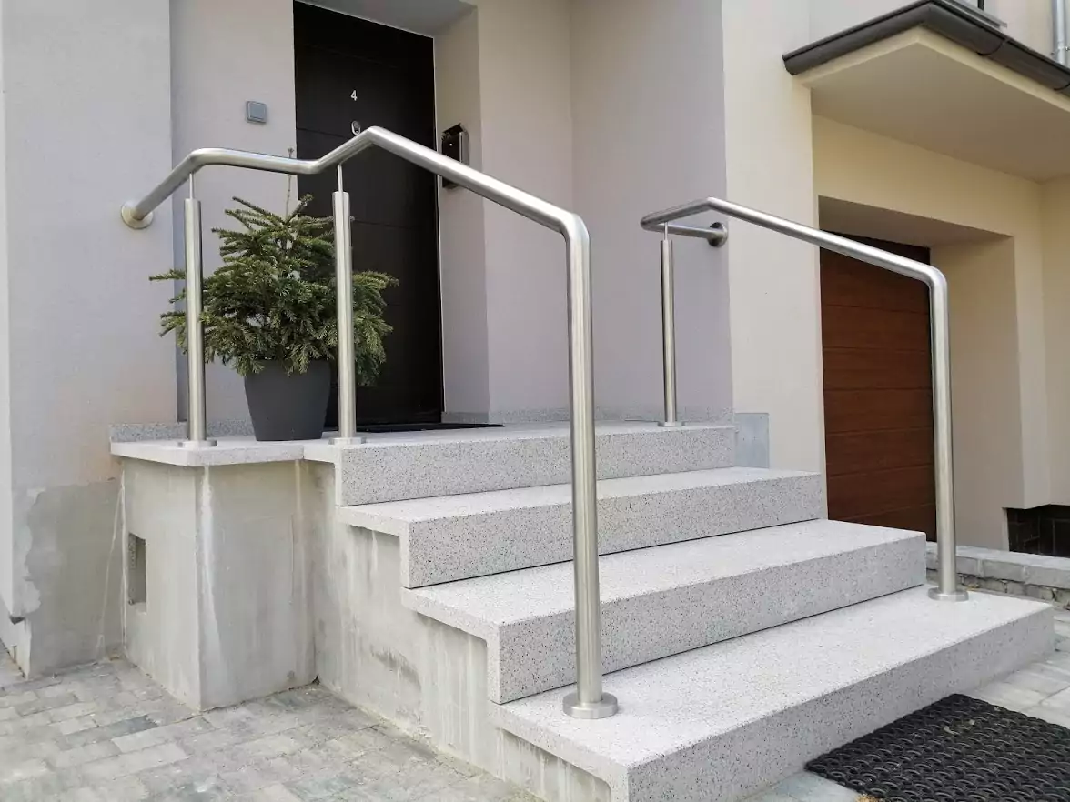 balustrady ze stali nierdzewnej 195 - BaluSteel