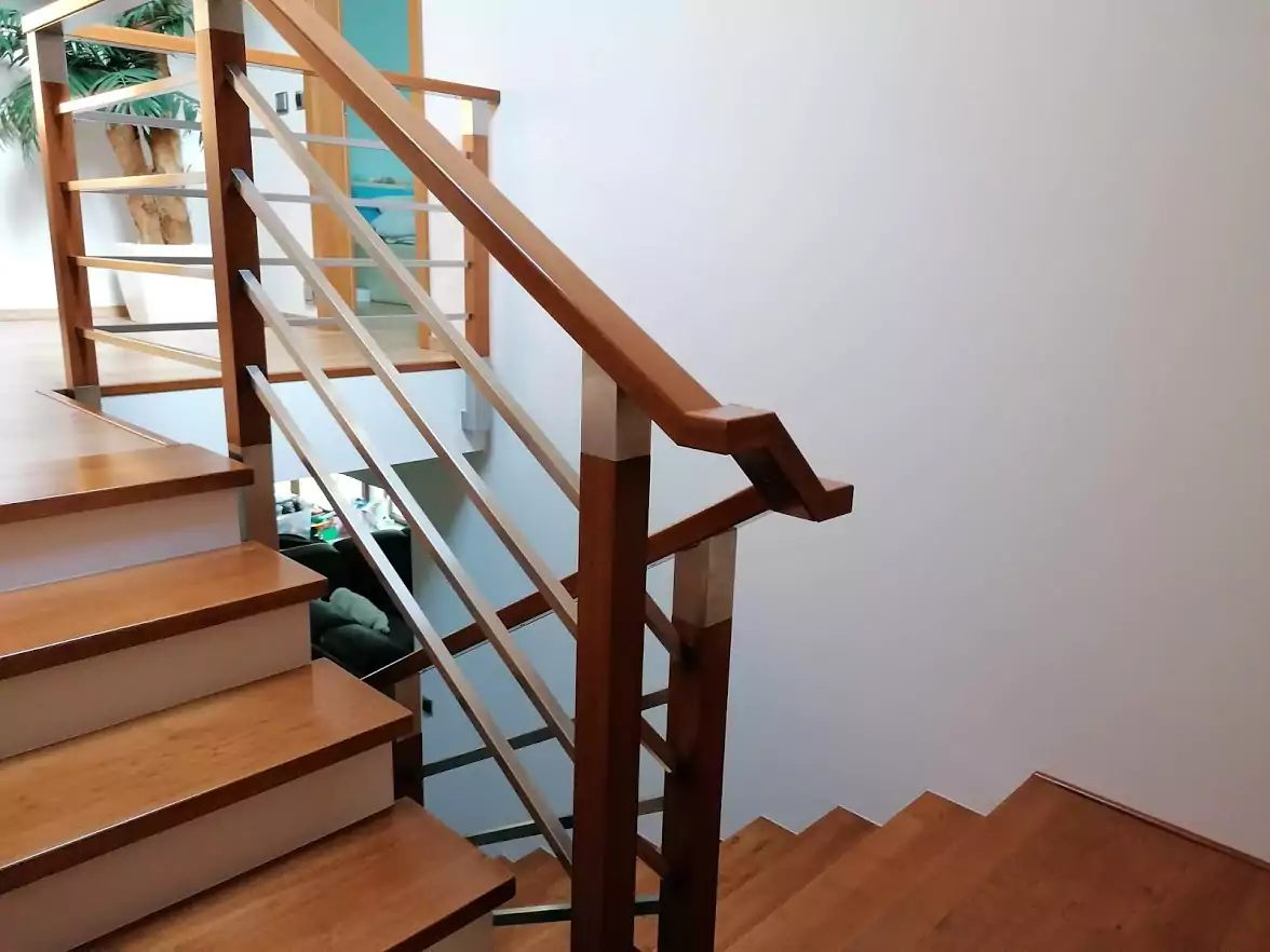 balustrada z drewnem railing szklo modern glass wood stainless steel balustrady barierki dąb