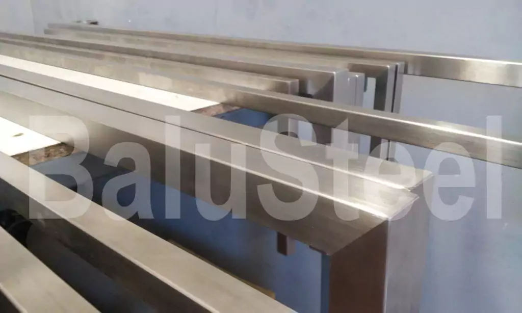 elementy ze stali nierdzewnej