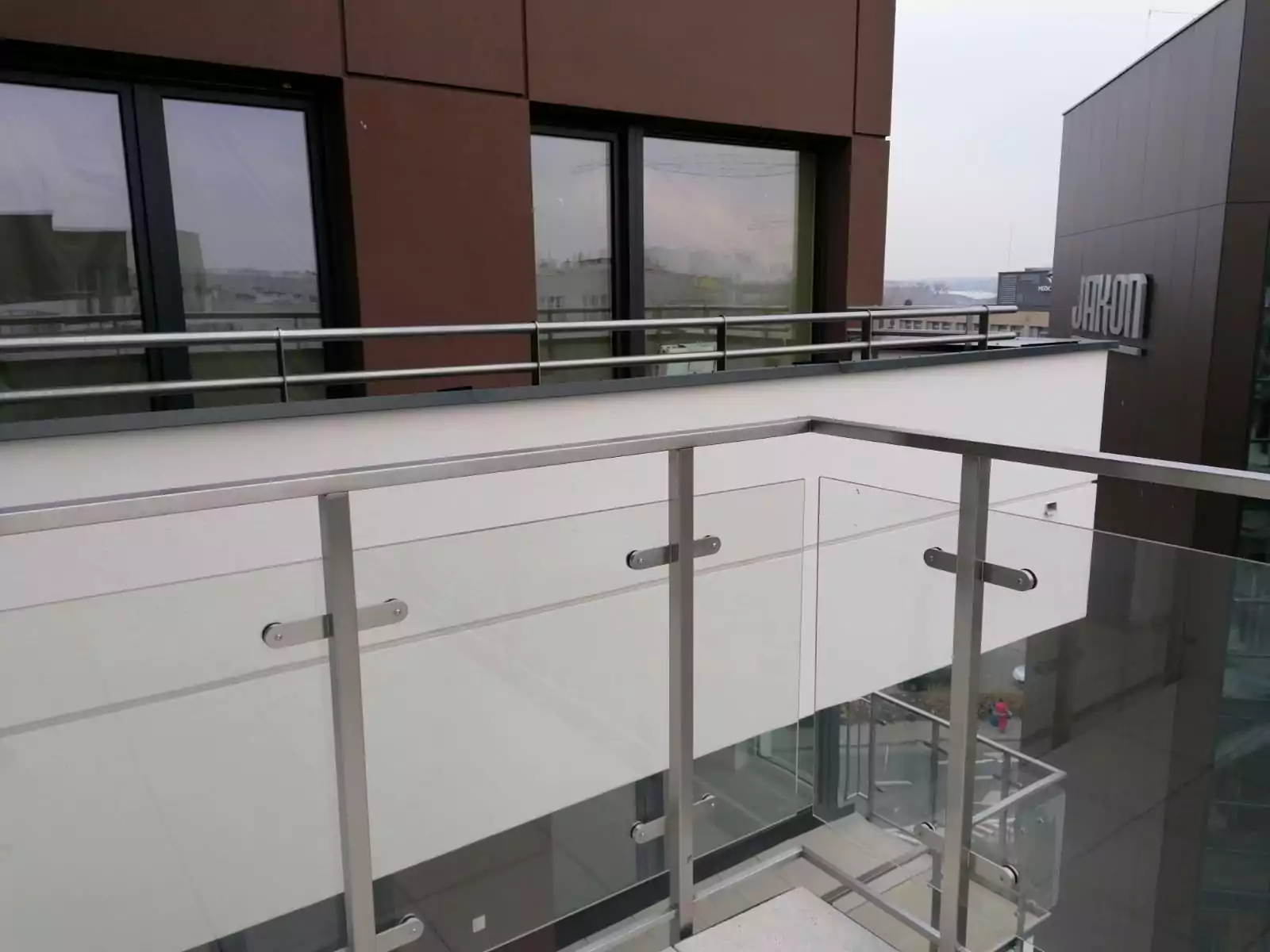 Balustrady szklane Poznań 114 - BaluSteel