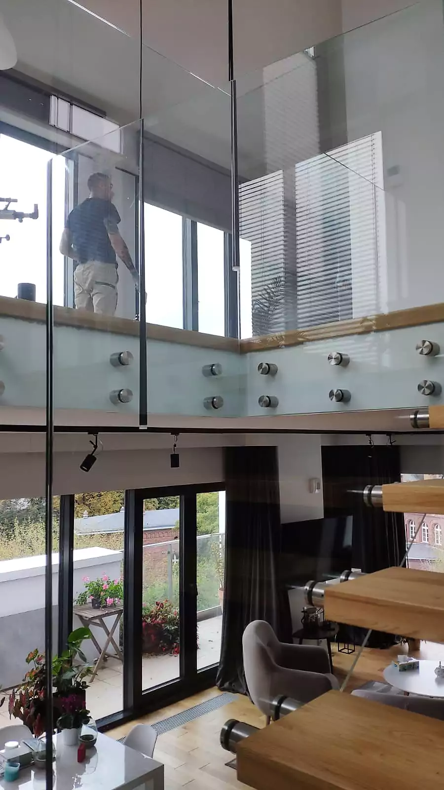 Balustrady szklane Poznań 81 - BaluSteel