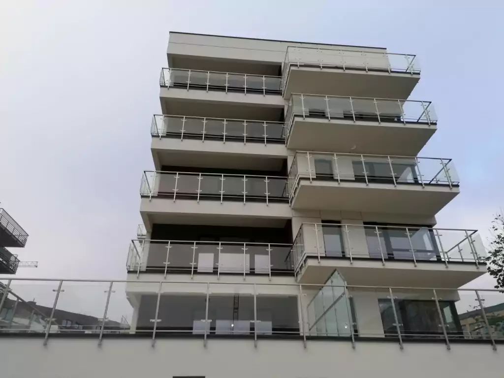 Balustrady szklane Poznań 123 - BaluSteel