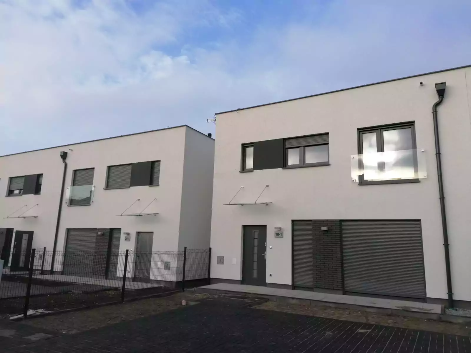 Balustrady szklane Poznań 52 - BaluSteel