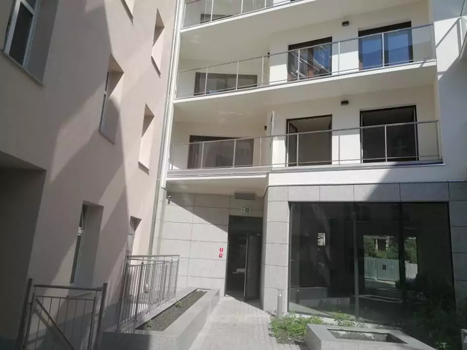 Balustrady szklane Poznań 1 - BaluSteel