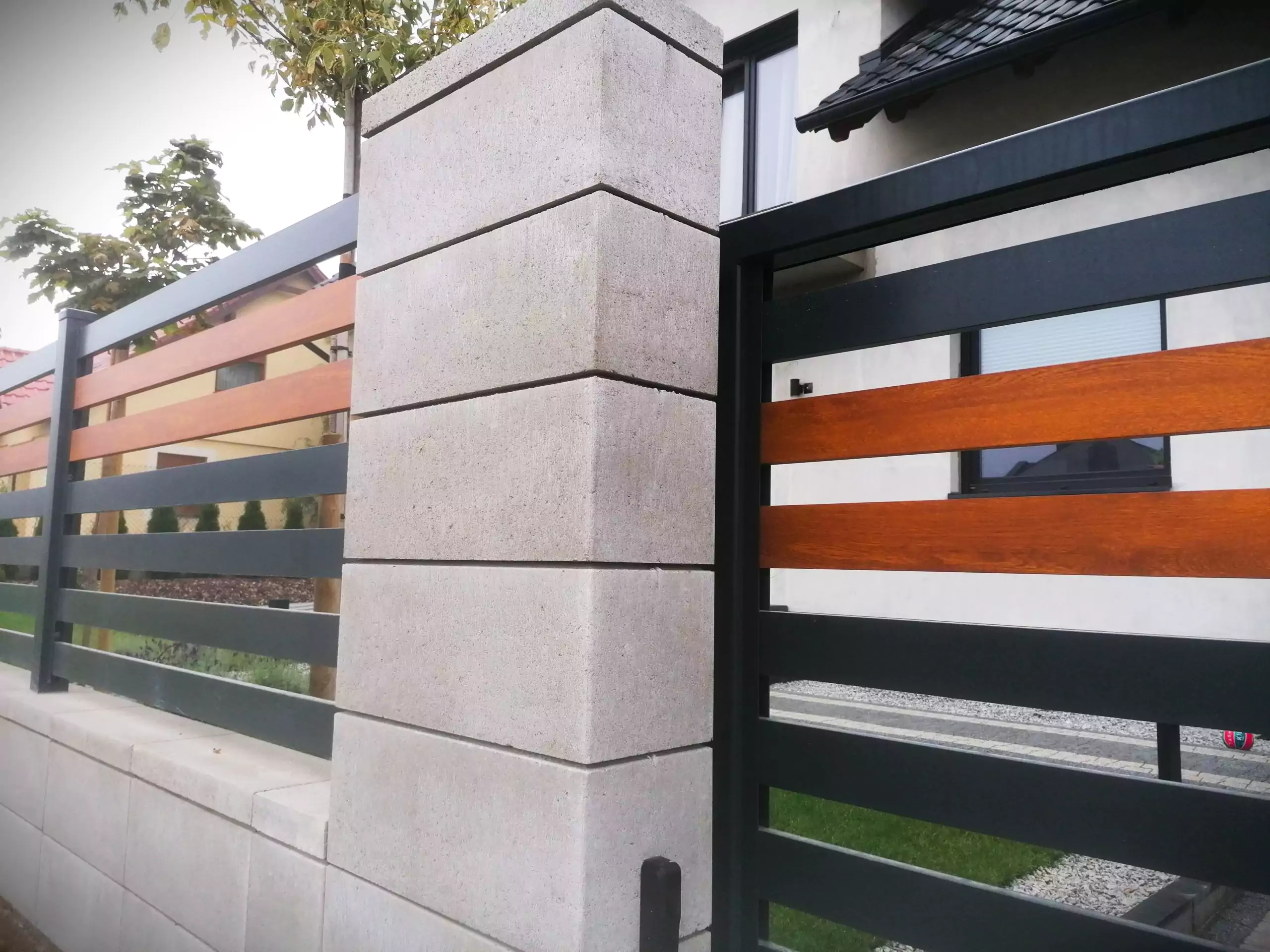 Ogrodzenie aluminiowe panelowe 38