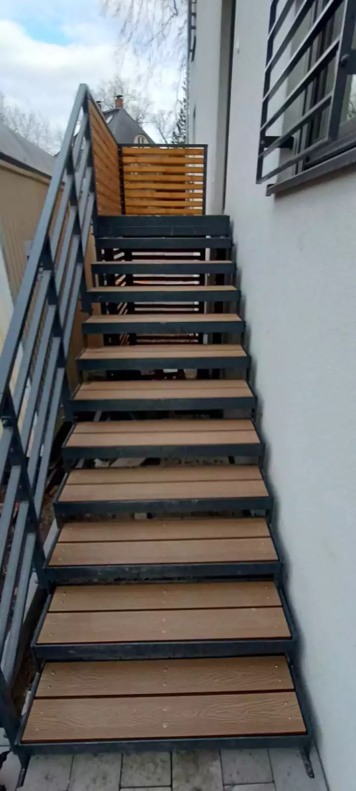 schody zewnętrzne, drewniane schody