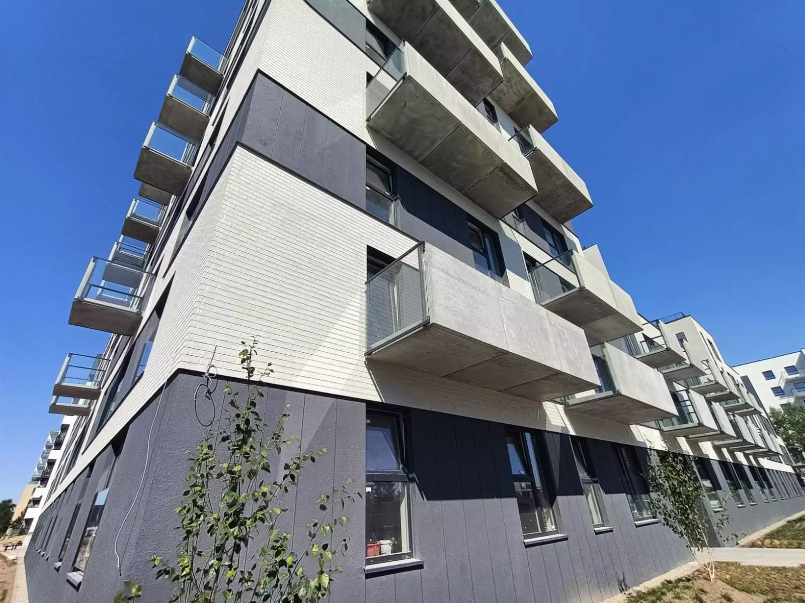 balustrada, balustrady, balustrady szklane, balustrada szklana balkonowa