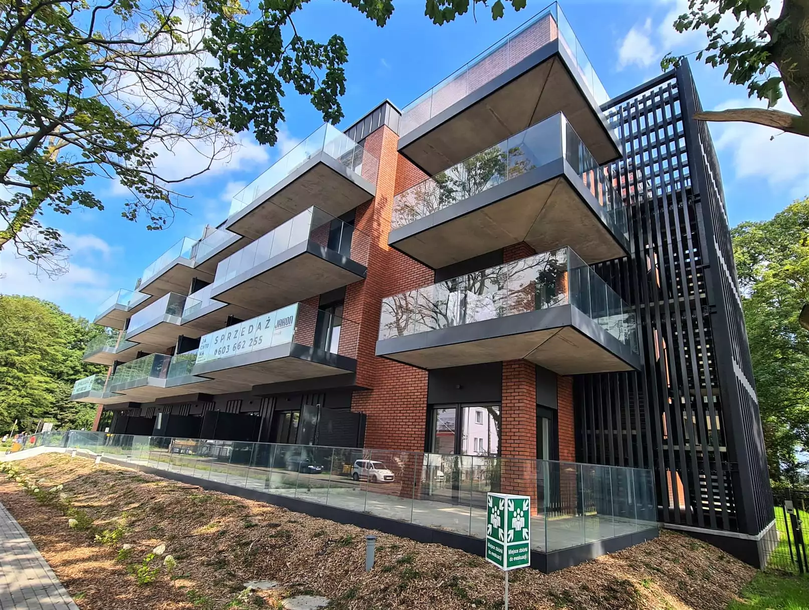 balustrada, balustrady, balustrady szklane, balustrady balkonowe