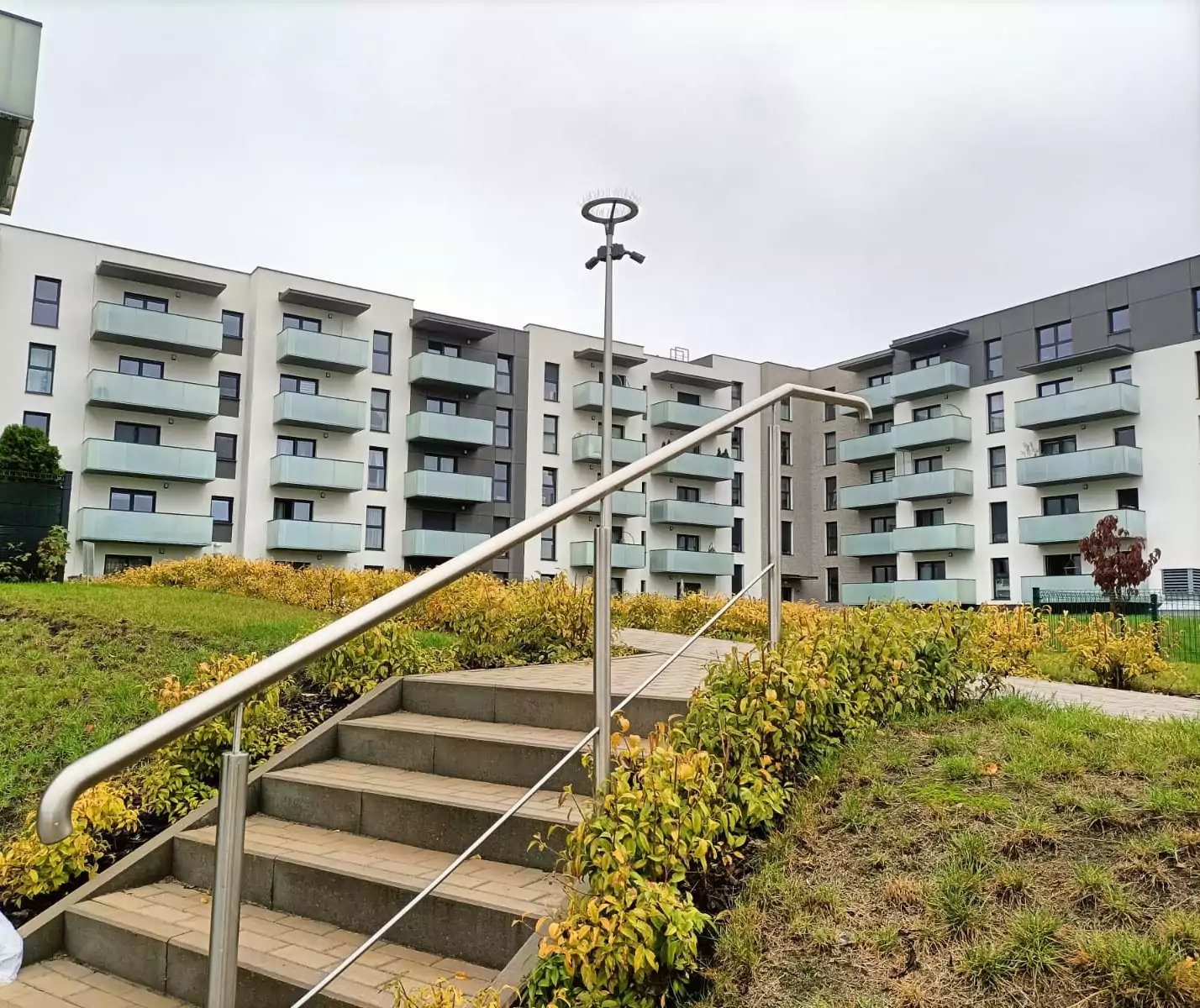 balustrada stalowa, balustrada ze stali nierdzewnej, stalowa balustrada, balustrada