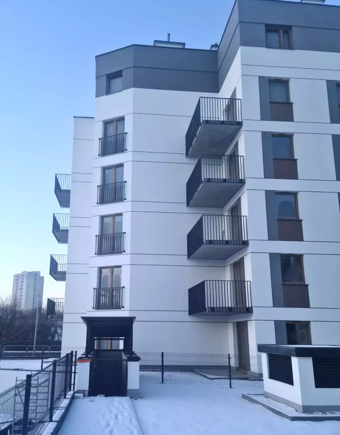 balustrada, balustrada malowana proszkowo, balustrada balkonowa, balustrada zewnętrzna, balustrada malowana