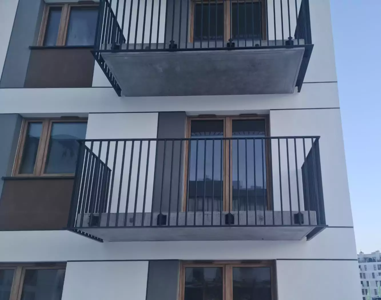 balustrada, balustrada malowana proszkowo, balustrada balkonowa, balustrada zewnętrzna, balustrada malowana