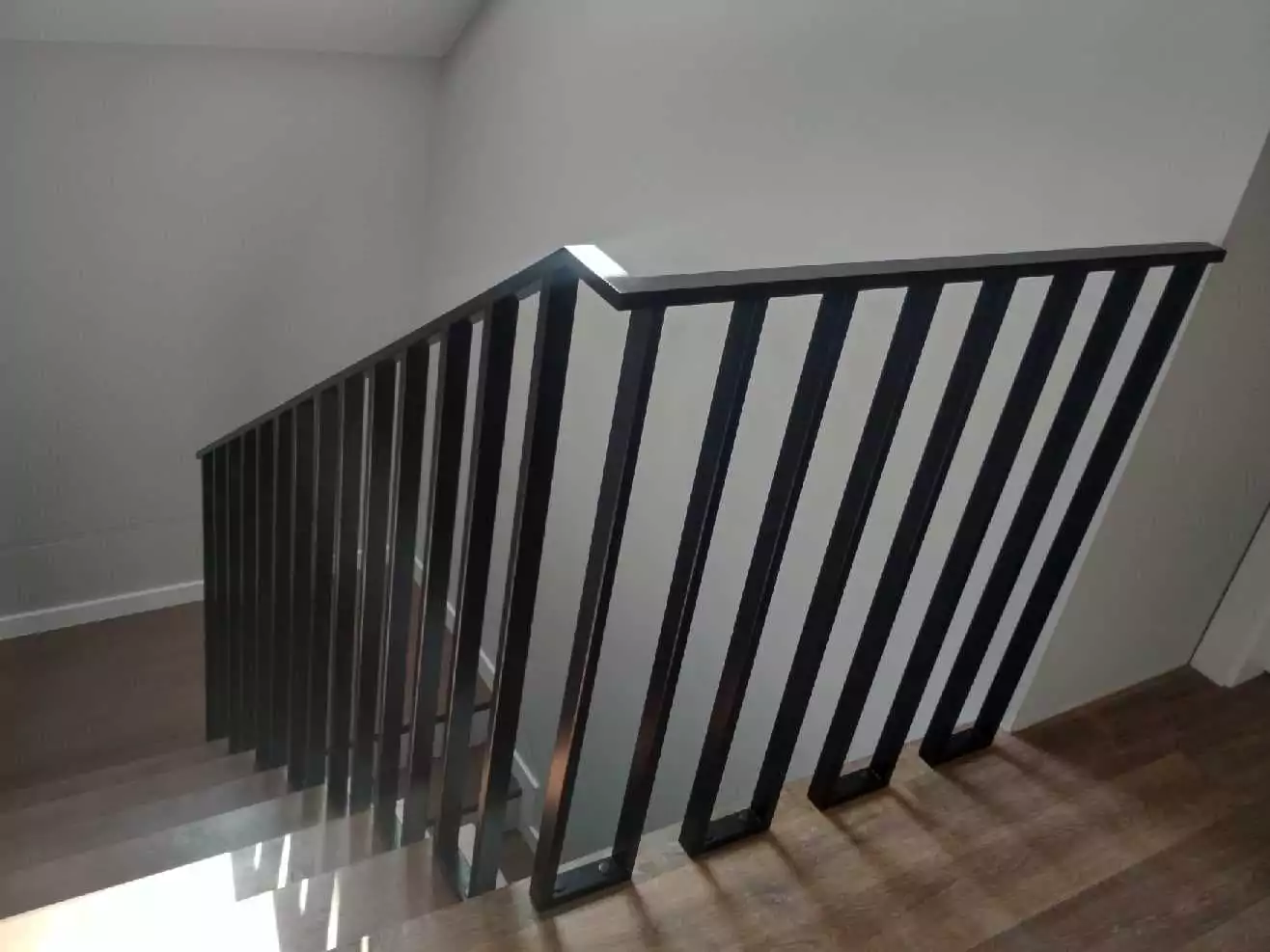 balustrada, balustrada schodowa, balustrada wewnętrzna, balustrada malowana, balustrada proszkowa, malowana proszkowo