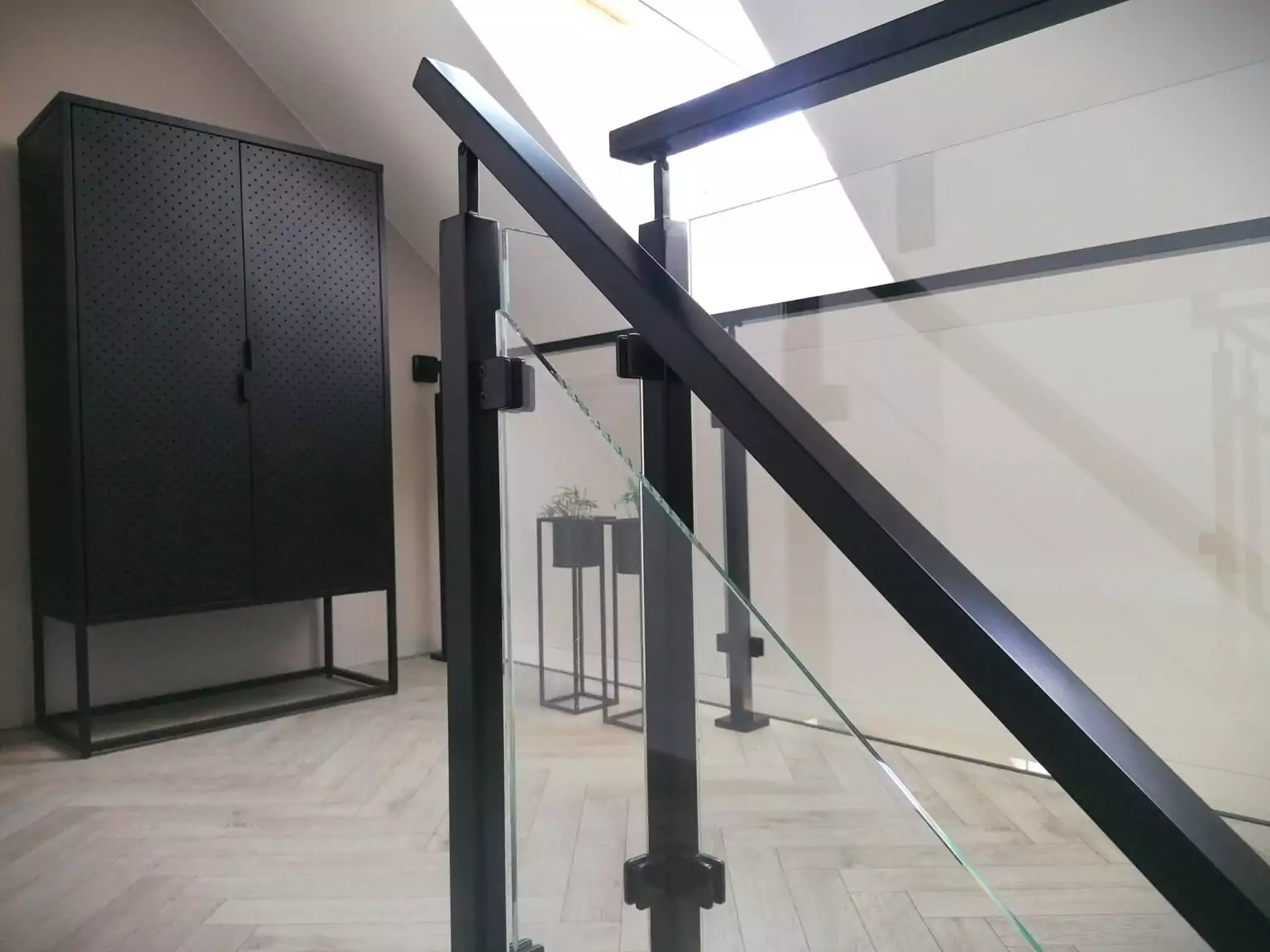 balustrada, balustrada schodowa, balustrada wewnętrzna, balustrada malowana, balustrada proszkowa, malowana proszkowo