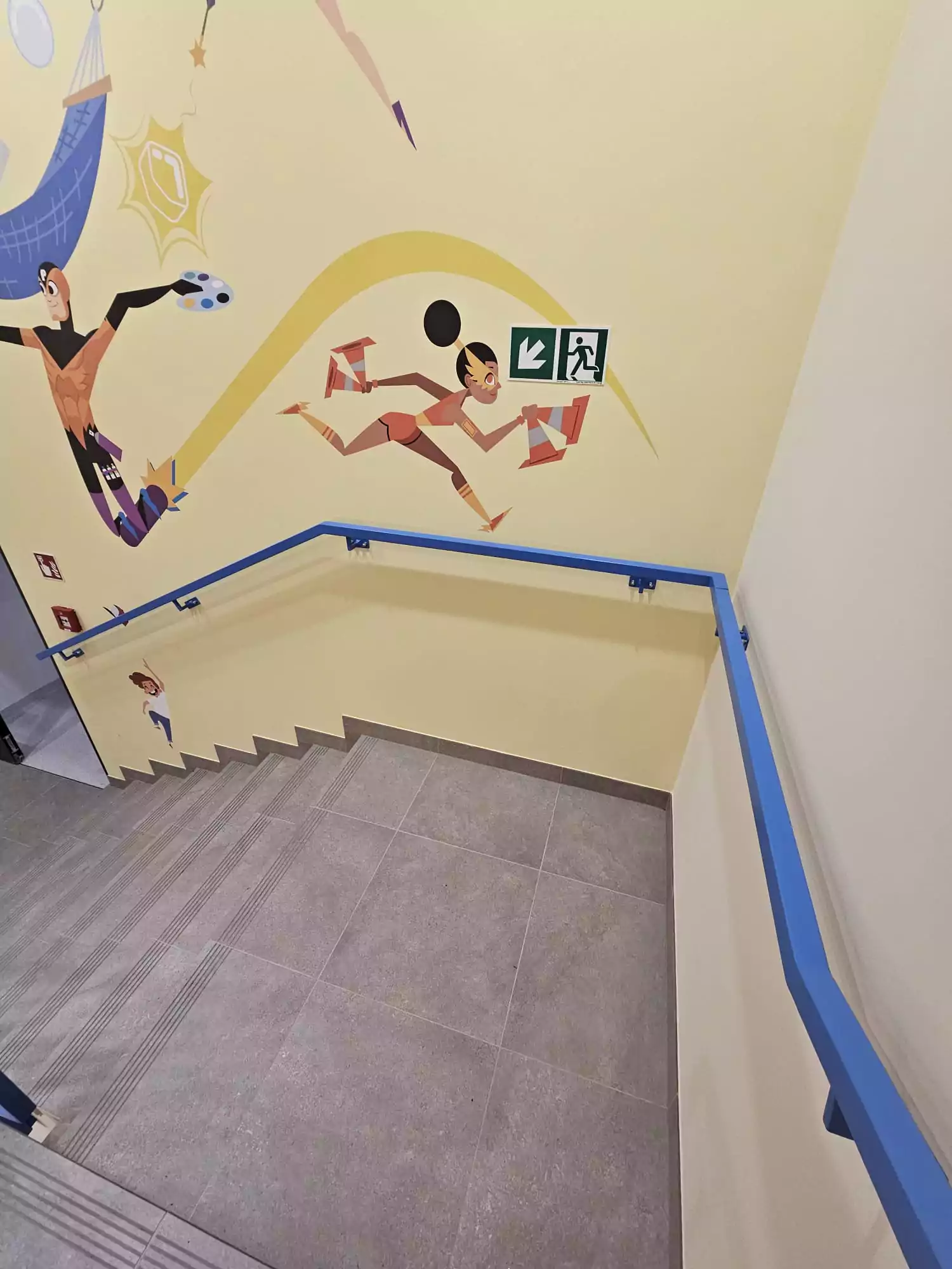 Pochwyt przyścienny