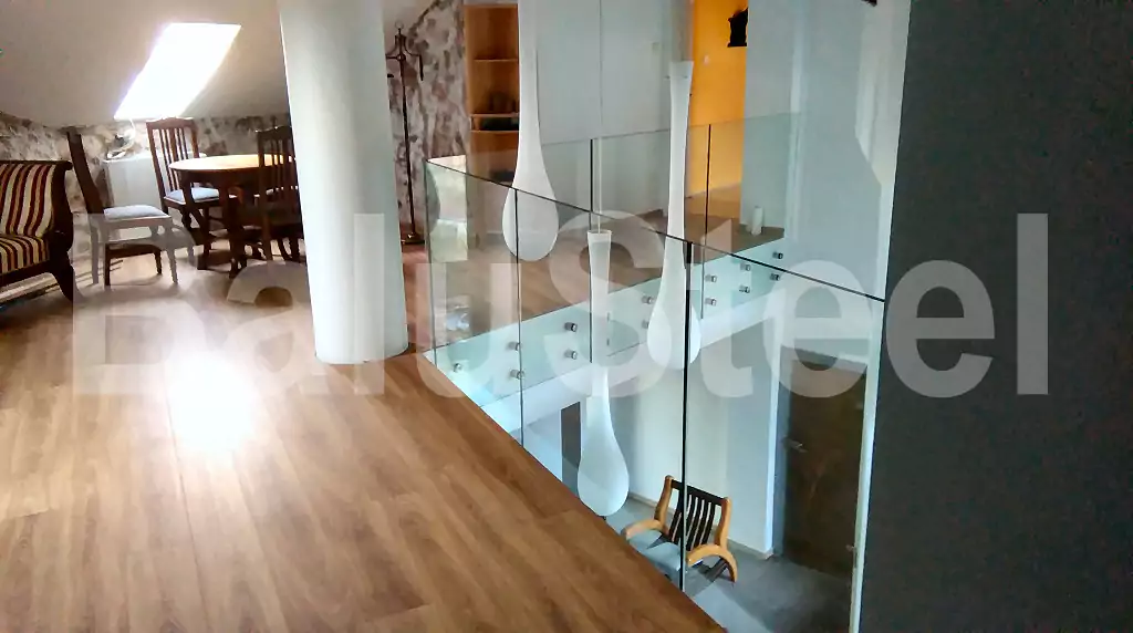 balustrada, balustrada szklana, balustrada samonośna szklana, balustrada wewnętrzna szklana, bezpieczna balustrada szklana, balustrada schodowa szklana