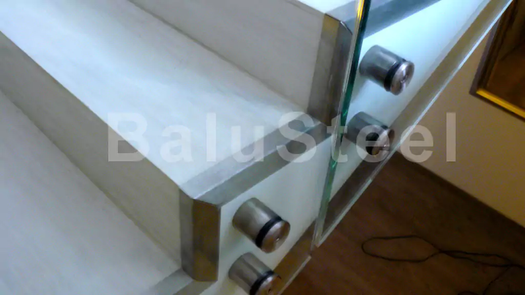 balustrada, balustrada szklana, balustrada samonośna szklana, balustrada wewnętrzna szklana, bezpieczna balustrada szklana, balustrada schodowa szklana