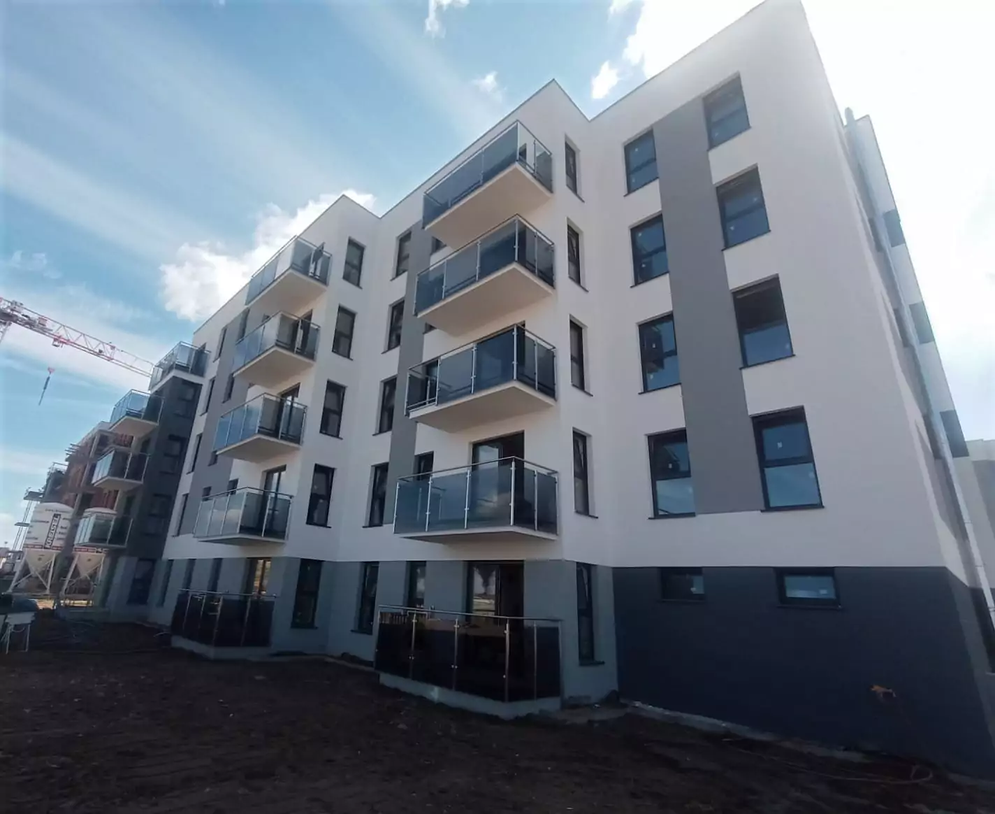 balustrady zewnętrzne, balustrady szklane, szklane zewnętrzne, balustrady ze szkła, balustrady zewnętrzne wykonane ze szkła, balustrady szklano stalowe