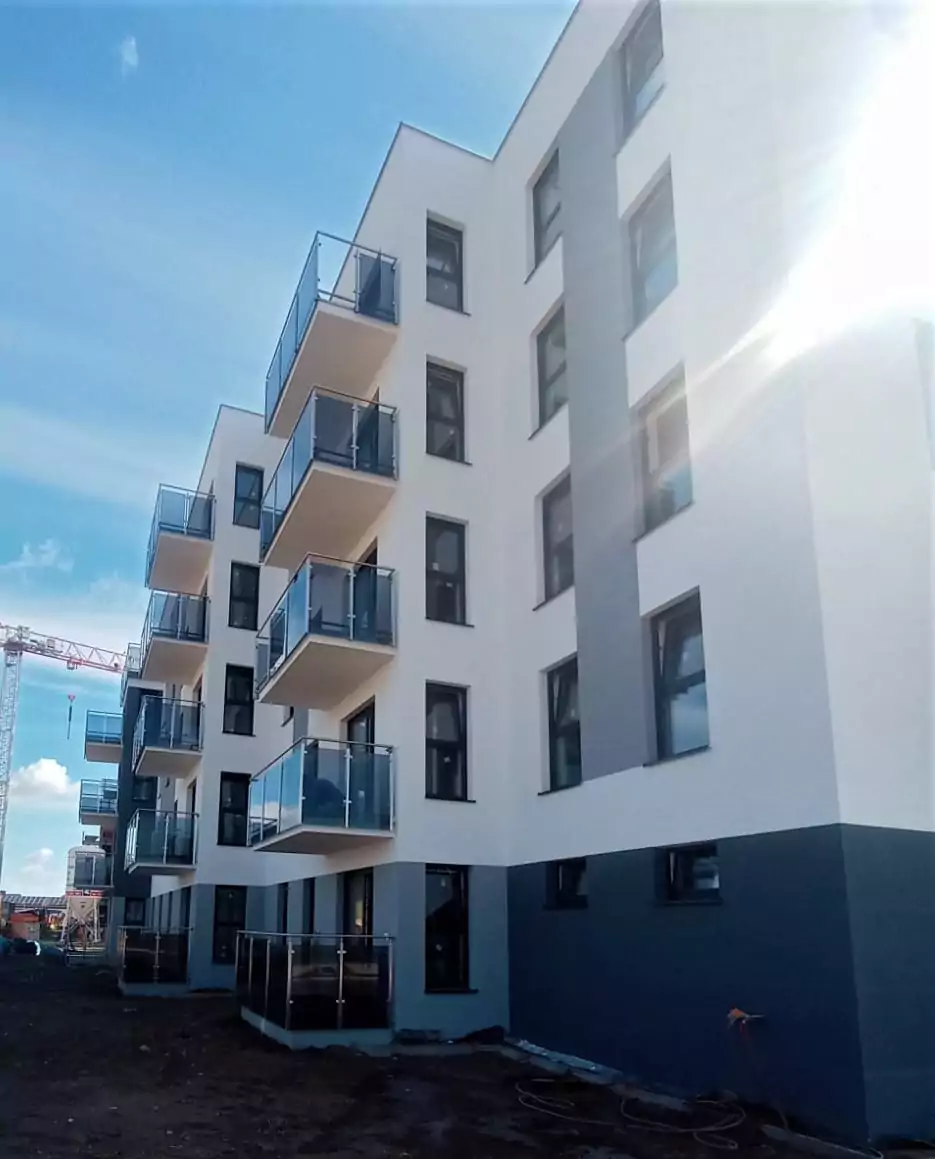 balustrady zewnętrzne, balustrady szklane, szklane zewnętrzne, balustrady ze szkła, balustrady zewnętrzne wykonane ze szkła, balustrady szklano stalowe