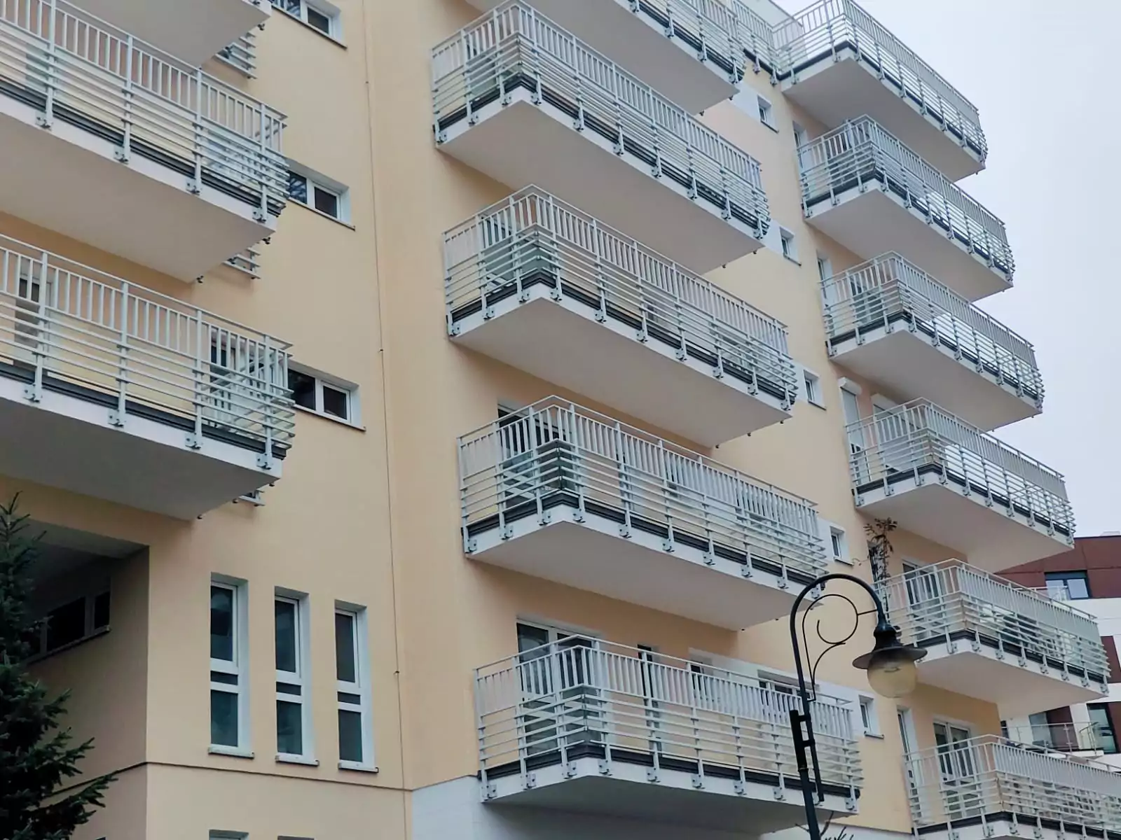 balustrada, balustrada schodowa, balustrada wewnętrzna, balustrada malowana, balustrada proszkowa, malowana proszkowo