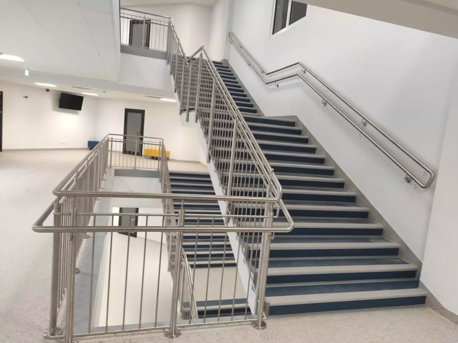 balustrada stal nierdzewna, balustrada nierdzewna, balustrada stalowa, balustrada schodowa, nierdzewna, stal nierdzewna